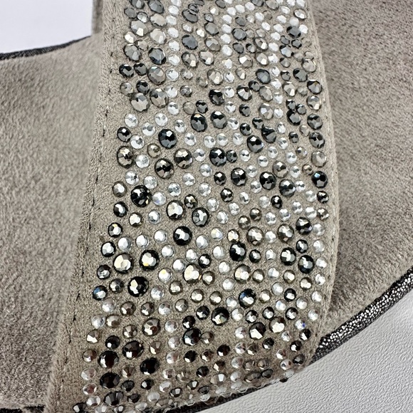 Sonoma Good For Life Ortholite Foam Gray Suede Rhinestones Women’s - Picture 7 of 11